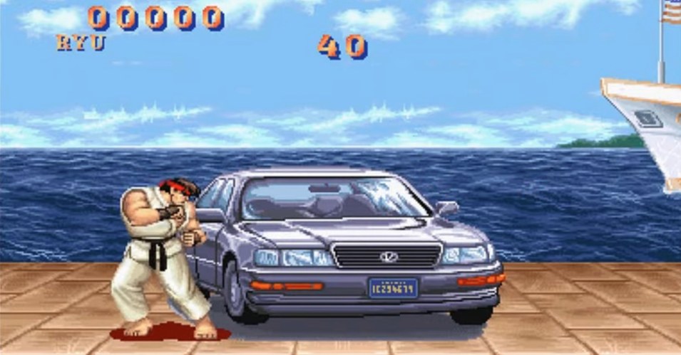 Původní bonus level ze Street Fighter II s Ryu a zaparkovaným autem