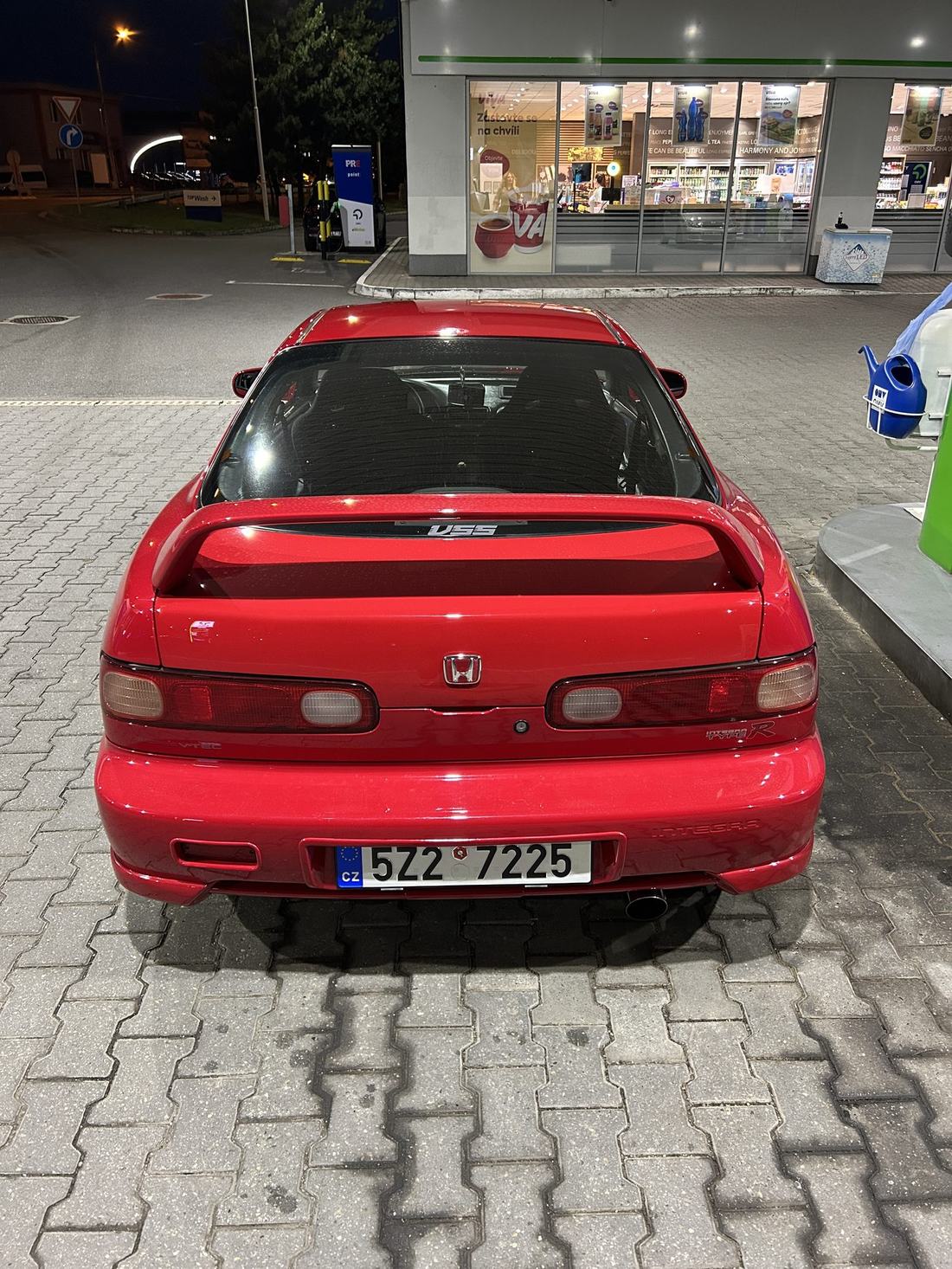 Honda Integra Type R s OEM+ prahy - zadní pohled